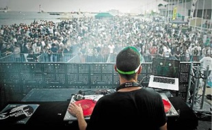 Avec 55 000 spectateurs en 2011, le festival cannois les Plages électroniques est devenu le poids lourd azuréen.