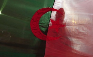 Plus d’un mois après le début d’une contestation populaire inédite, quel avenir pour l'Algérie?