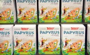 Le 36e opus des aventures d'Astérix le Gaulois, "Le papyrus de César", a été le livre le plus vendu en France en 2015