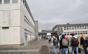 Le campus de la Harpe accueille les étudiants en Staps de l'université Rennes 2.