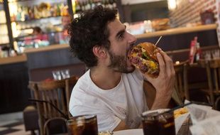 En 2013, un restaurant de Boulogne-Billancourt, lançait un "Zlatan burger", avec une steak de 600 grammes.