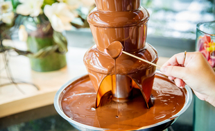 Pour vous aider à choisir, découvrez notre sélection des meilleures fontaines à chocolat.