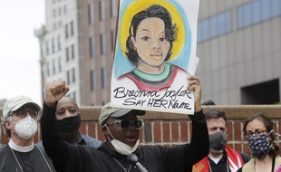 Manifestation en hommage à Breonna Taylor, tuée en mars dernier par la police aux Etats-Unis.