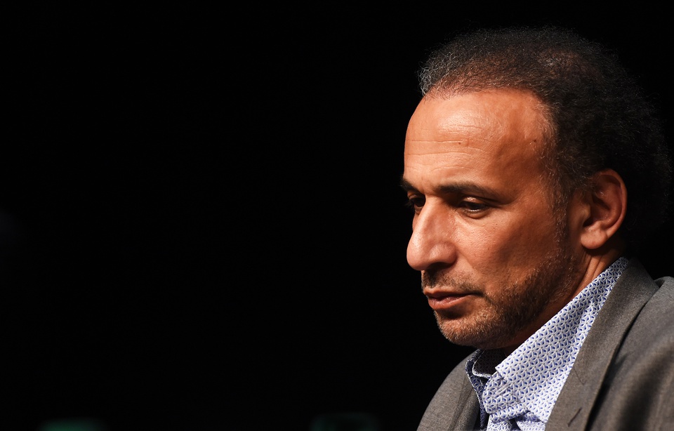 tariq ramadan la justice autorise la sortie du livre du polemiste