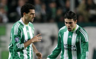 Les joueurs de Saint-Etienne, Ilan (à gauche) et Machado, lors d'un match de Coupe de l'UEFA face à Rosenborg, le 6 novembre 2008.