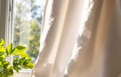 Ce geste zéro euro rafraîchit votre maison sans clim et allège votre facture