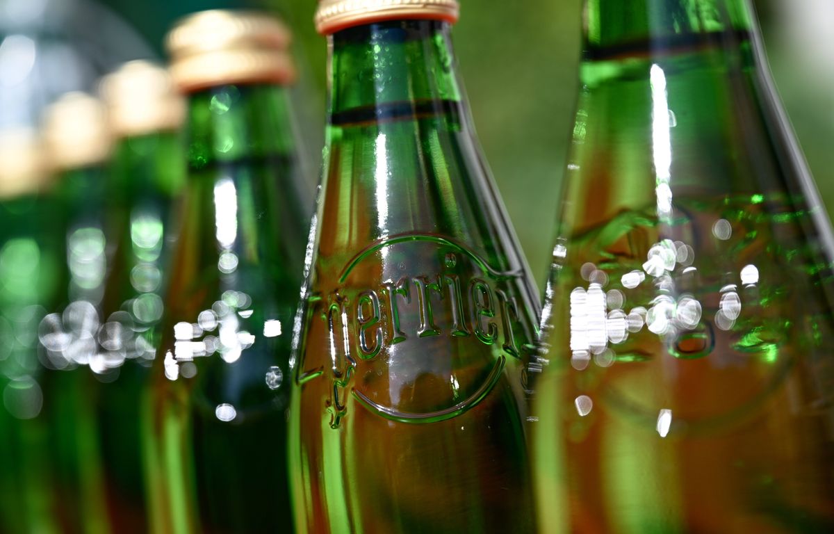 Scandale des eaux minérales : L'UFC Que Choisir réclame le retrait de toutes les bouteilles Perrier