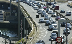L'accès au tunnel sous Fourvière est souvent difficile aux heures de pointe.