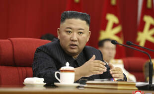 Le leader de la Corée du Nord, Kim Jong-un, d'une réunion plénière du Comité central du parti, le 18 juin 2021.