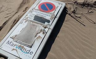 Ce panneau de la villed e Marmande a été trouvée par des gardiens du phare de Cordouan