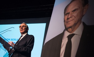 Yvon Berland lors d'un meeting en vue des municipales 2020