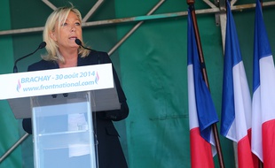 Marine Le Pen lors des Universités d'été du Front national de la jeunesse à Fréjus FRANCOIS NASCIMBENI / AFP