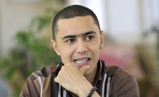 Le rappeur tunisien Weld El 15 avait été condamné en 2013 à deux ans de prison ferme par la justice tunisienne pour avoir insulté la police dans une chanson.