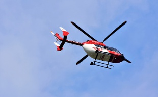 Un hélicoptère. Illustration.