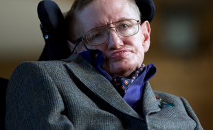 Stephen Hawking à Cambridge, le 19 septembre 2013.