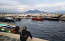 Les touristes interdits sur les flancs du Vésuve en feu