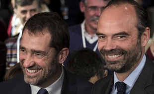 Le Premier ministre Edouard Philippe (D) et le nouveau délégué général de La République En Marche (LREM), Christophe Castaner , à Eurexpo Lyon, le 18 novembre 2017.