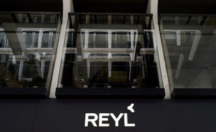 Le document cité par la radio française Europe 1 dans le cadre de l'enquête en France sur la banque suisse Reyl est un faux, a annoncé dimanche à l'AFP l'établissement genevois, disposé à fournir des preuves aux autorités judiciaires.