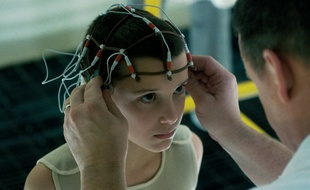 Le personnage d'Eleven est douée de télékinésie, télépathie, précognition et projection astrale.