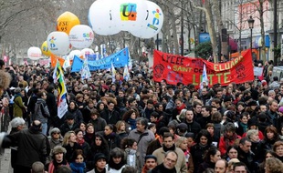 Manifestation des fonctionnaires à Paris en janvier 2010 contre les suppressions de poste.
