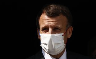Coronavirus : Emmanuel Macron compte toujours rouvrir des musées et des terrasses à partir de la mi-mai (Archives)