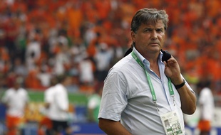 Henri Michel, avec la sélection de la Côte d'Ivoire.