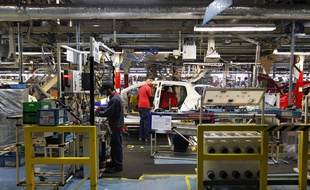 Sur les chaînes de Toyota à Onnaing