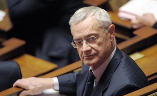 A 69 ans, l'ancien ministre Jean-Louis Bianco, actuel président PS du conseil général des Alpes-de-Haute-Provence, a annoncé jeudi qu'il arrêtait la politique, une décision saluée par Ségolène Royal, dont il est proche, comme "le geste d'un homme libre".