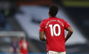 Marcus Rashford, qui s'est distingué lors de la pandémie de coronavirus en aidant les enfants défavorisés, a porté un maillot floqué «Black Lives Matter» lors de la reprise de la Premier League, le 19 juin 2020.