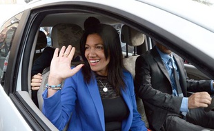 Samia Ghali, le 20 octobre 2013, jour du second tour de la primaire à Marseille.