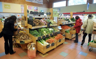 Un magasin Biocoop à Quimper, le 18 mai 2012