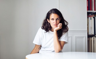 La journaliste et écrivaine Claire Touzard.