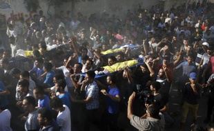 Funérailles des quatre enfants palestiniens tués dans un bombardement israélien, le 16 juillet 2014 à Gaza