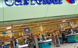 Le patron français de Carrefour en Albanie Xavier Thibonnet a été trouvé mort samedi à son domicile à Tirana, a déclaré à l'AFP la porte-parole de la police Alma Katragjini.