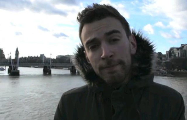 Distribution De L'homme Qui M'a Sauvé La Vie 2021 VIDEO. Il retrouve grâce au Web l'homme qui lui a sauvé la vie