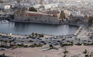 Une vue aérienne de la capitale libyenne Tripoli, le 25 février 2016