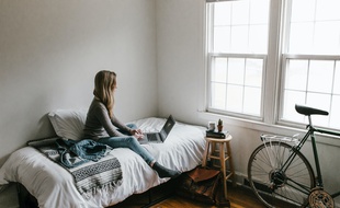Selon l’étude d’iShare, enquête Confins, 2020, 11 % des étudiants ont eu des idées suicidaires lors du premier confinement
