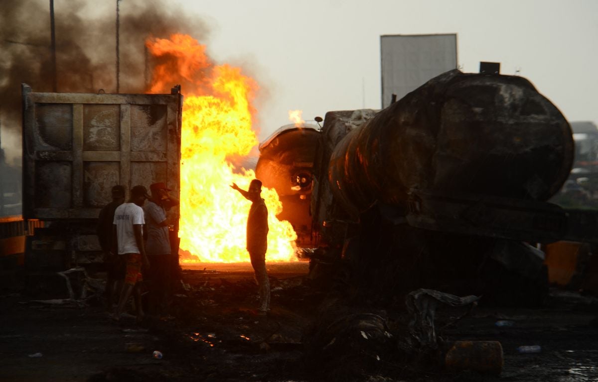 Nigeria : Au moins 29 morts et 40 blessés dans l'explosion d'un camion-citerne après un accident sur l'autoroute