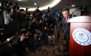 Lee Kee-heung, président du Comité olympique et sportif coréen, a présenté ses excuses pour une série de cas d'agressions sexuelles d'athlètes.