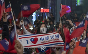 Des Taïwanais soutenant à Taipei le parti nationaliste KMT, le 11 janvier 2020.