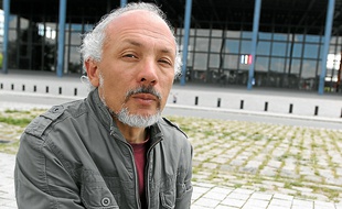 Serge Charnay était resté perché en haut de la grue pendant quatre jours.