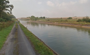 Les bords du canal du Nord, à Hermies (59)