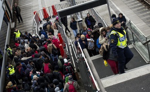 Des migrants arrivant au Danemark, le 19 novembre 2015.