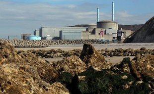 Une alarme incendie s'est déclenchée jeudi suite à un dégagement de fumée à la centrale nucléaire de Penly (Seine-Maritime) et le réacteur s'est arrêté automatiquement, a annoncé jeudi EDF.