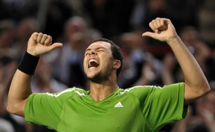 Jo-Wilfried Tsonga après sa victoire sur James Blake à Bercy.