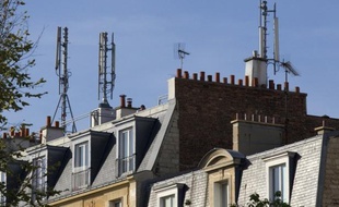 Une étude clinique nationale sur le phénomène controversé de la sensibilité aux champs électromagnétiques sème la zizanie entre des scientifiques sceptiques et des "électrosensibles" qui se sentent plus que jamais incompris et rejetés.