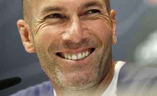 L'entraîneur du Real Madrid Zinédine Zidane en conférence de presse le 16 mai 2017.