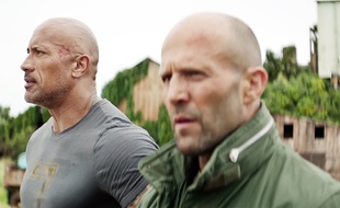 Les acteurs Dwayne Johnson et Jason Statham dans un extrait de Fast & Furious: Hobbs & Shaw
