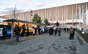 Matmut-Atlantic stadium in the sunrise before FCGB vs gazelec ajaccio ligue 1 game at Matmut-Atlantic stadium in bordeaux./AMEZUGO_1202.0573/Credit:Ugo Amez/SIPA/1603091254