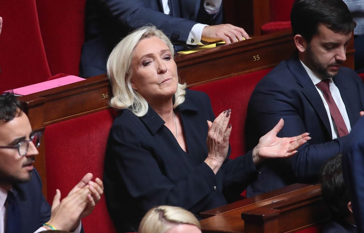 Budget 2026 : Pour Marine Le Pen, « en l'état, il est impossible pour le RN de ne pas censurer le gouvernement »